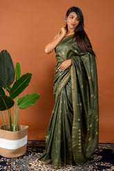 Shreyasi Saree