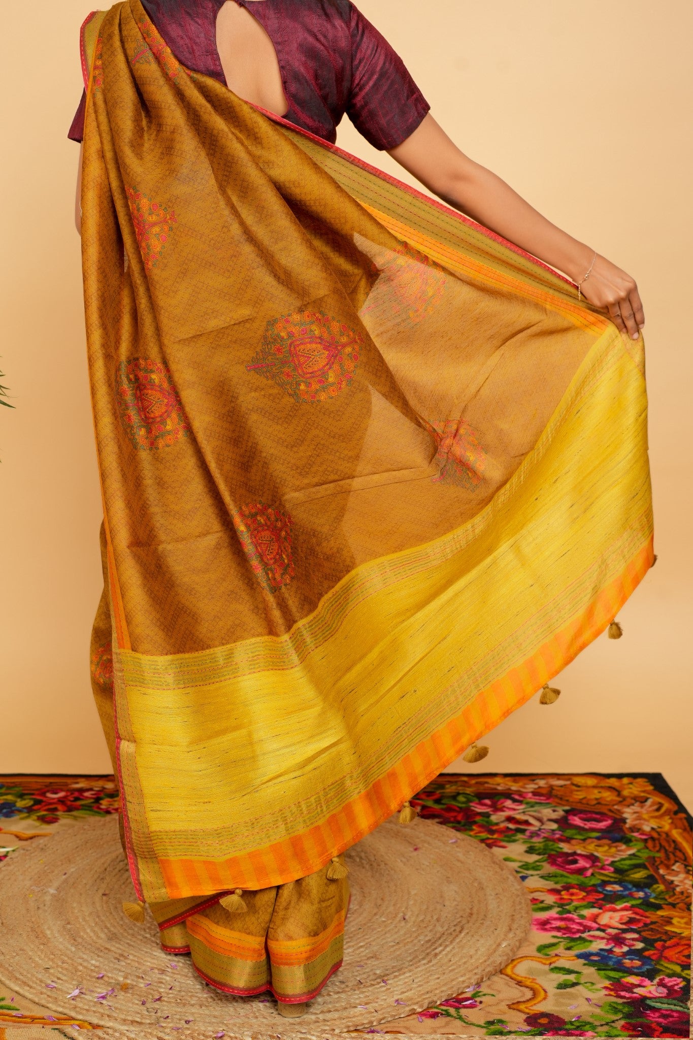 Kinsuka Saree