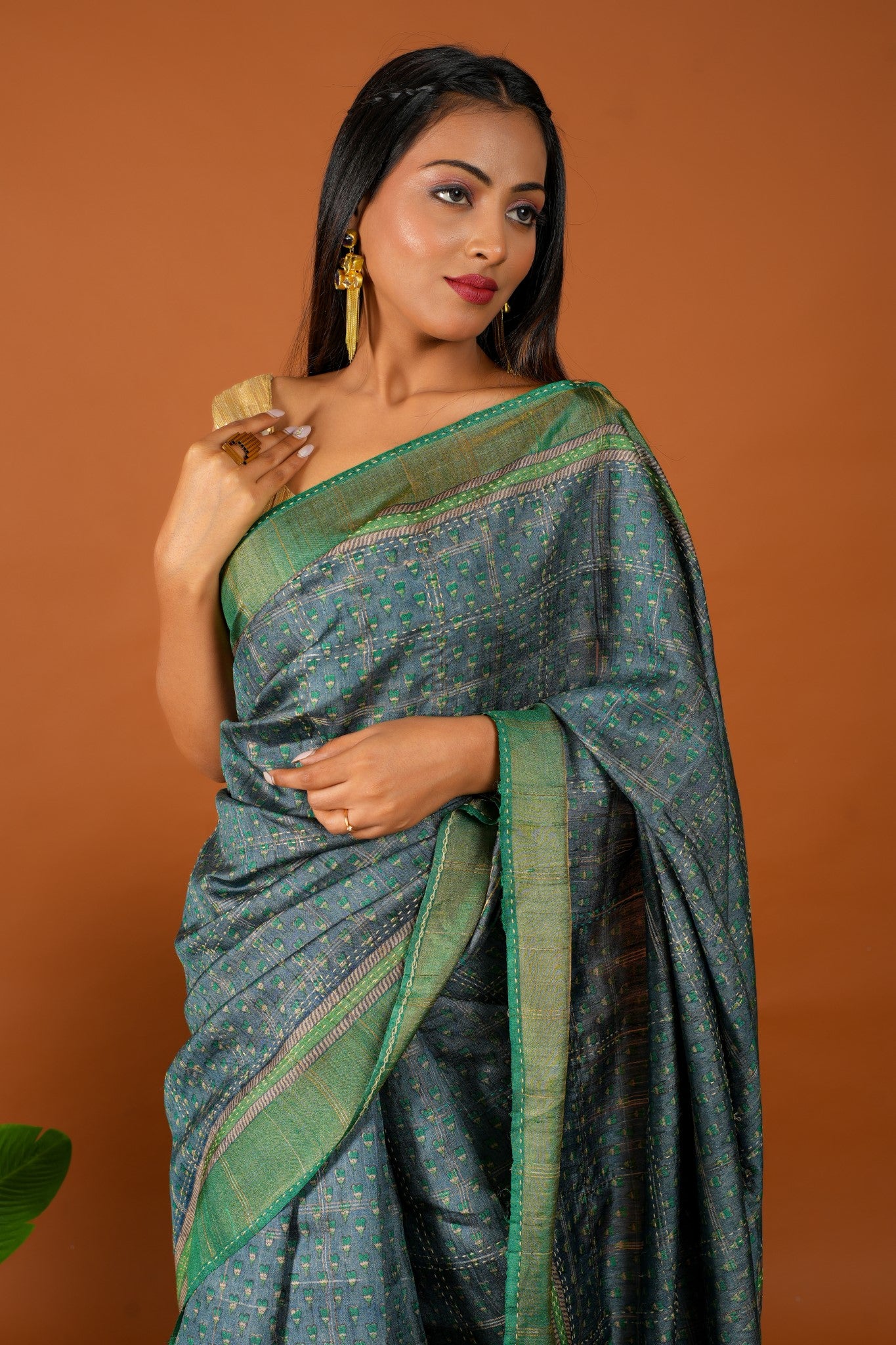 Falguni Saree