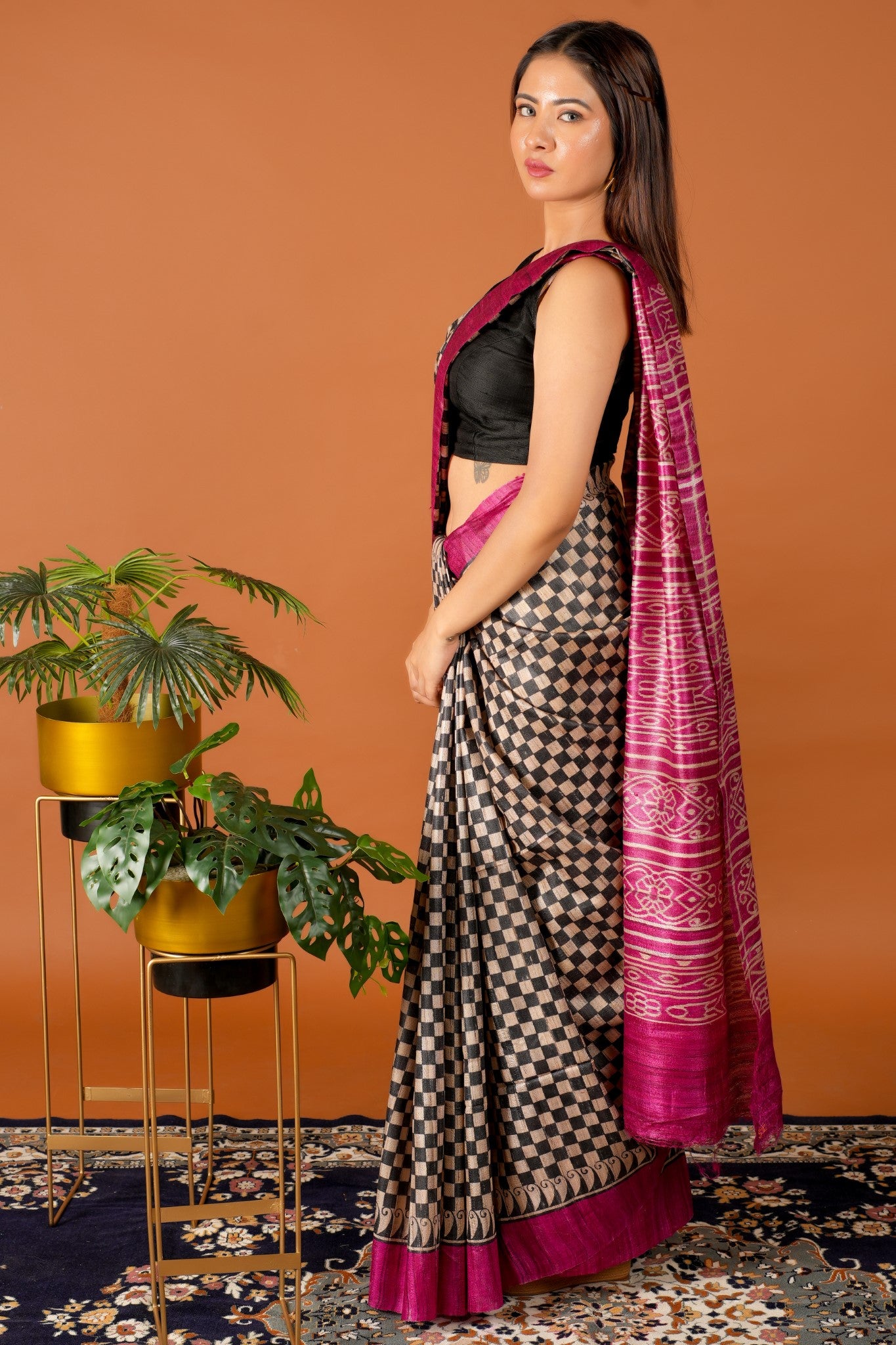 Tanushree Saree