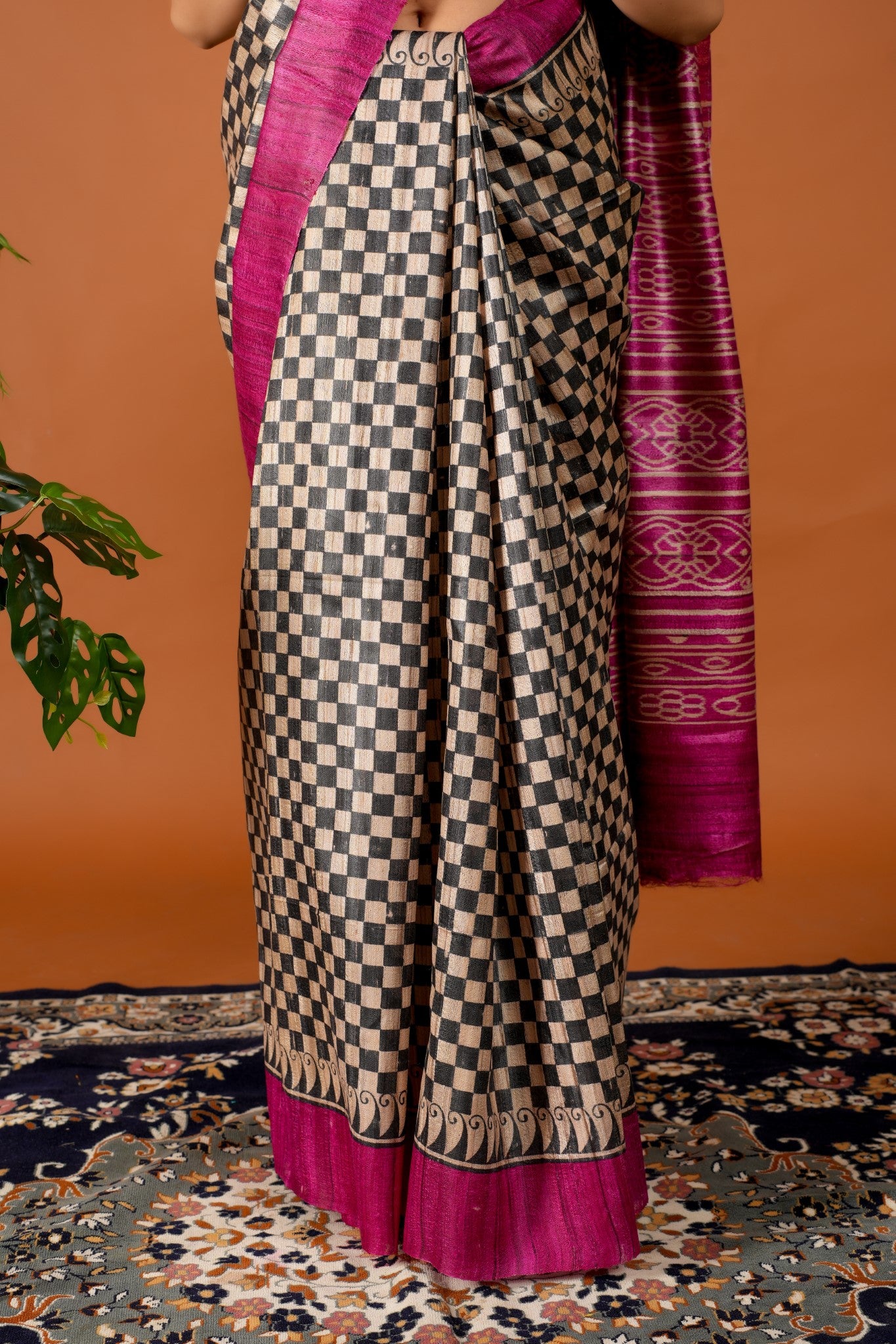 Tanushree Saree