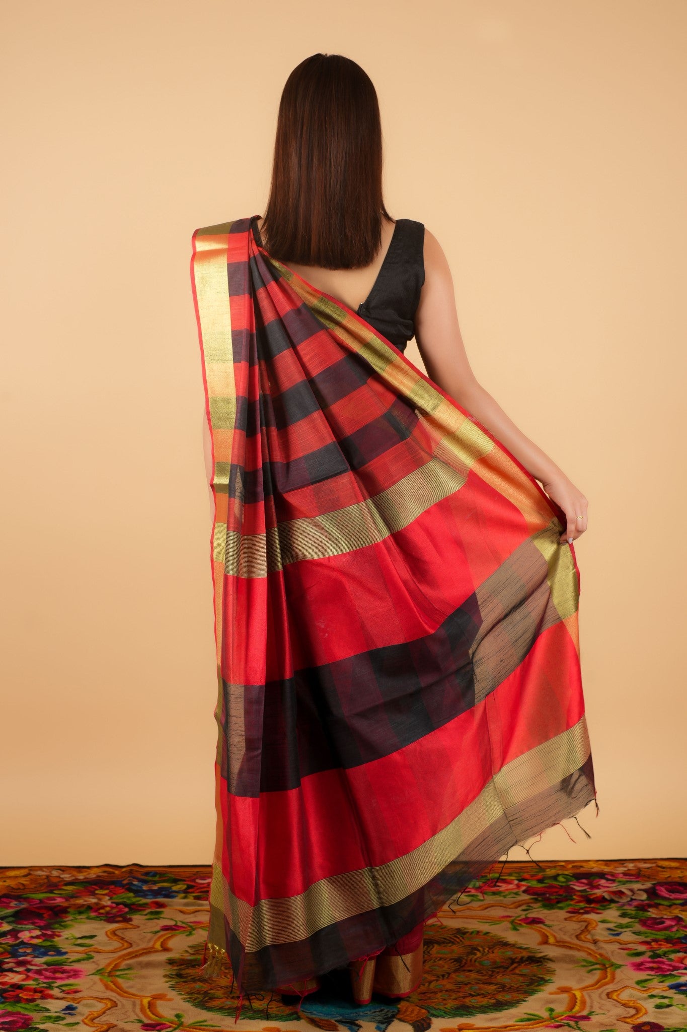 Avni Saree