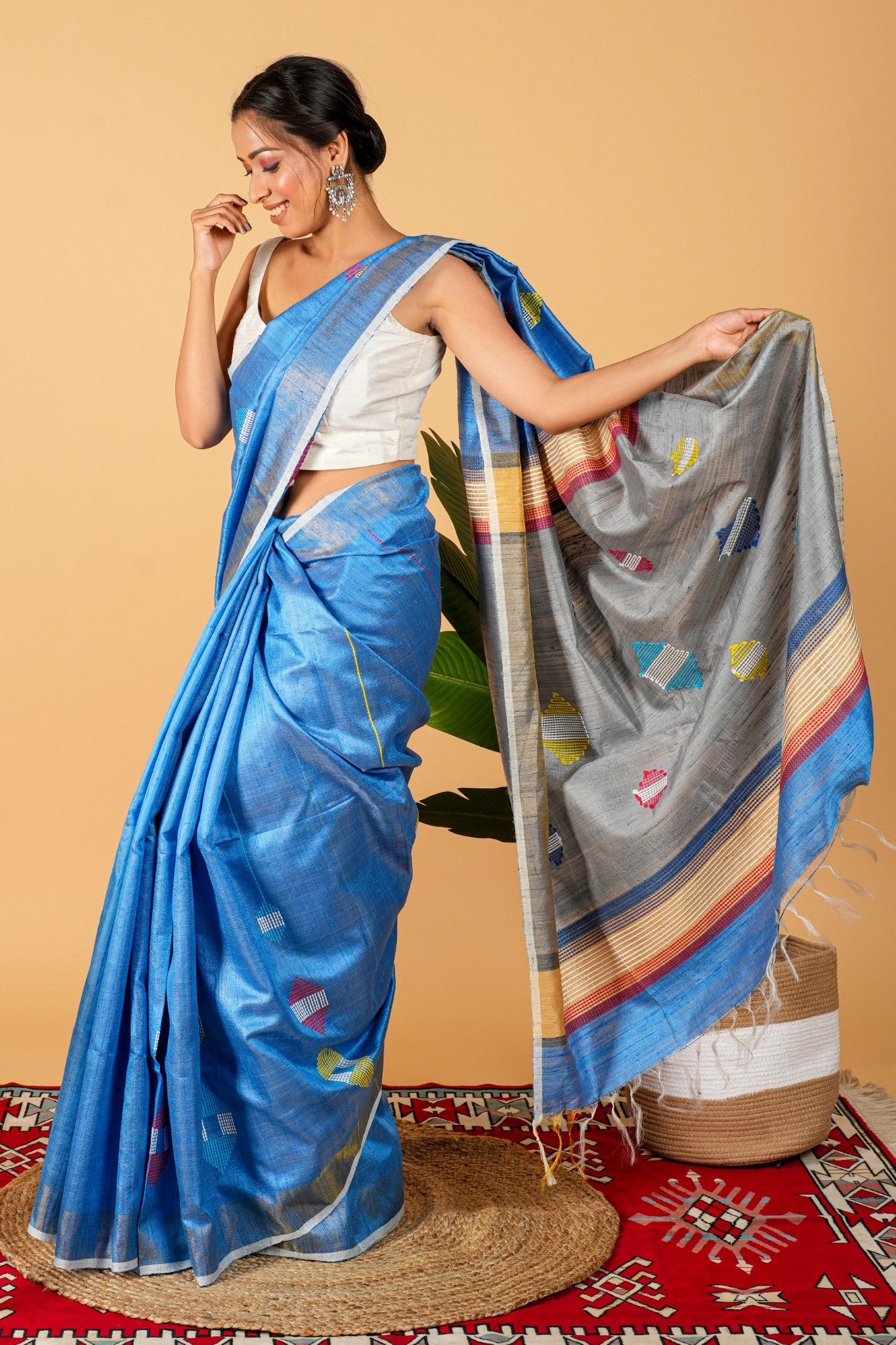 Binodini Saree