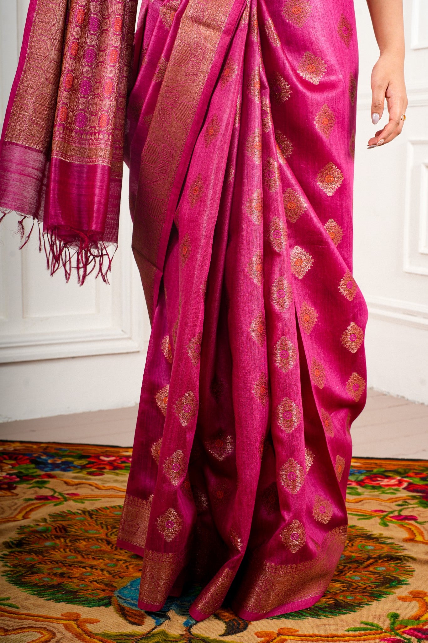 Gulshan Saree