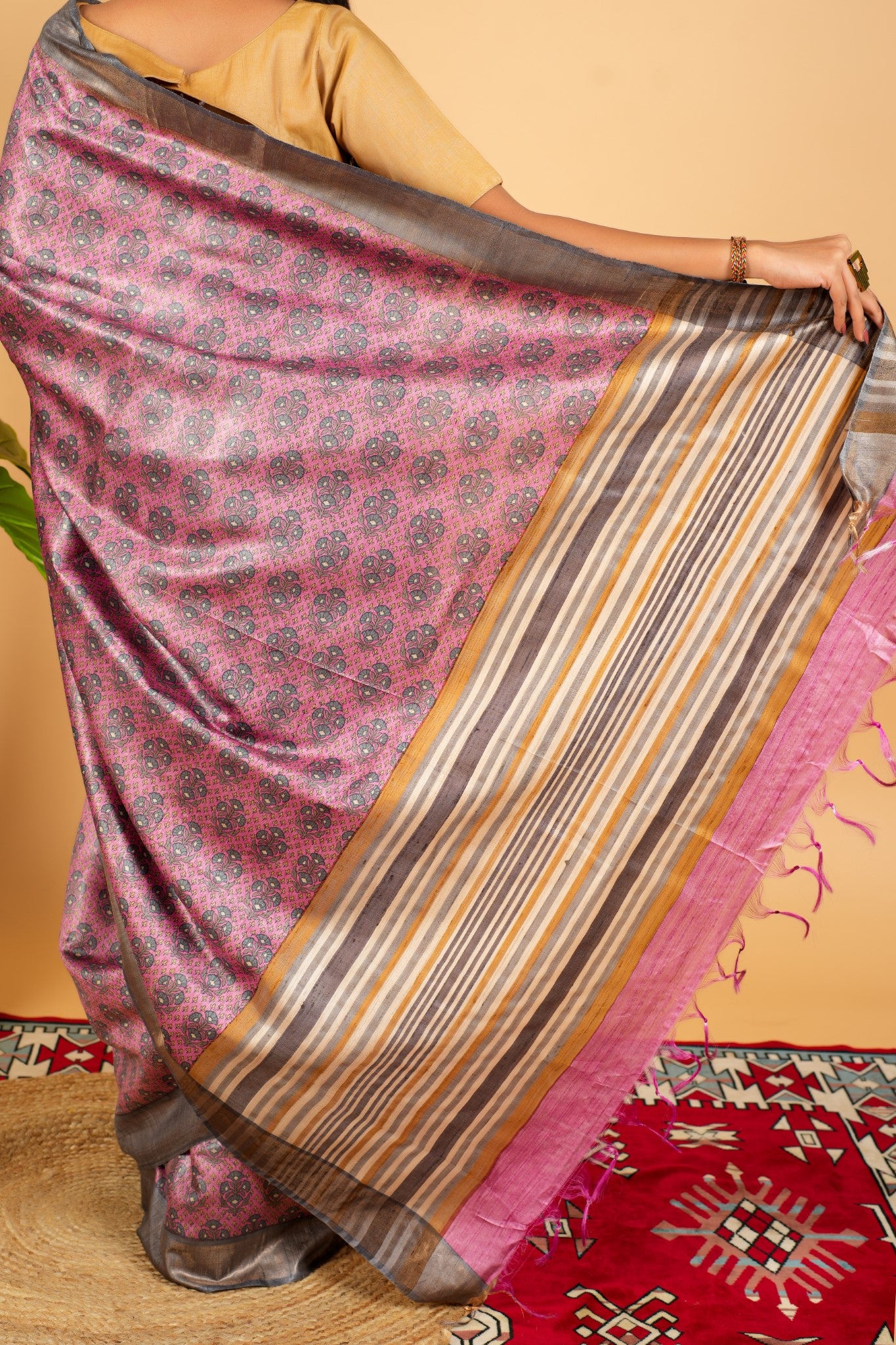 Haseena Saree