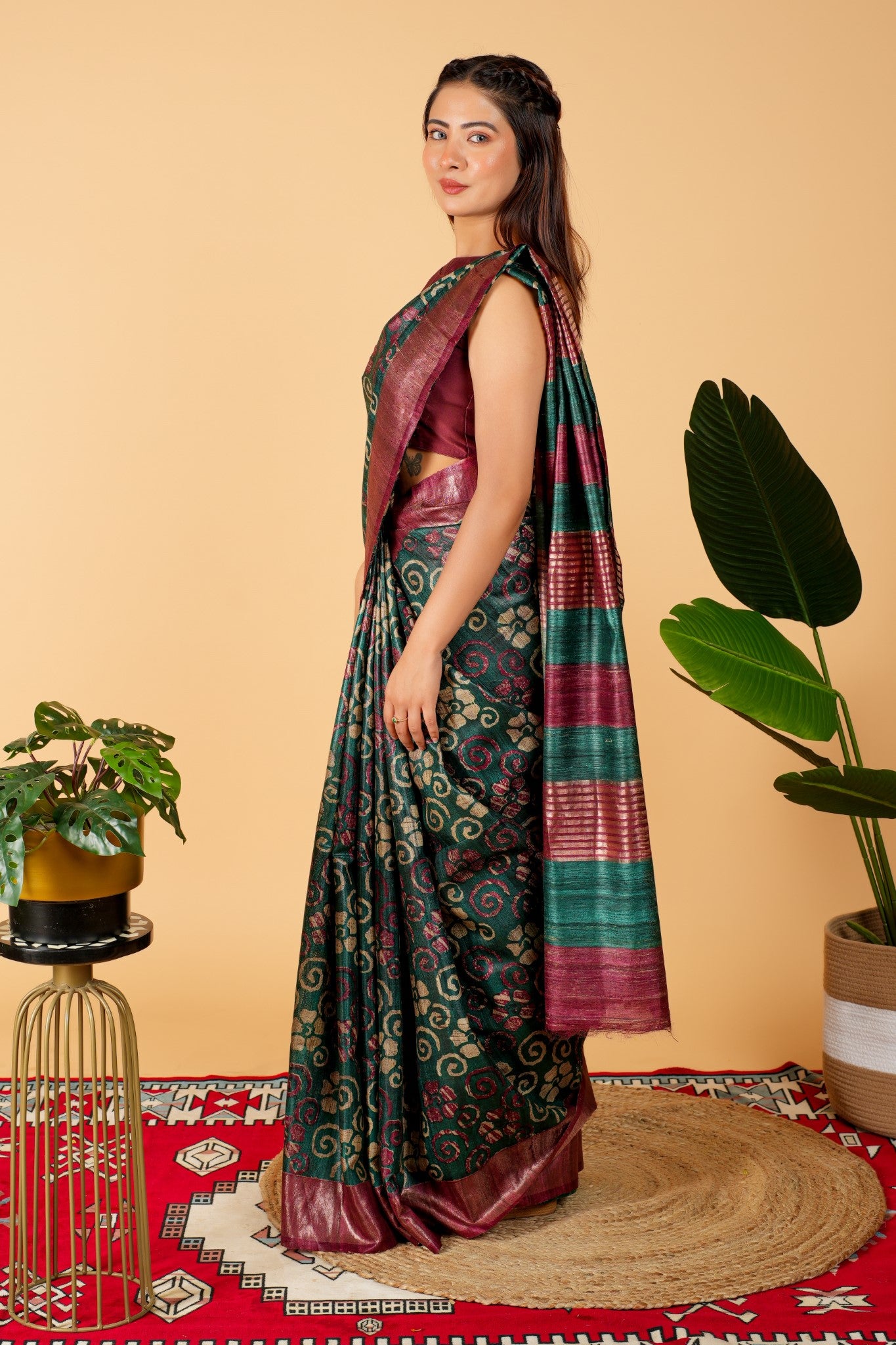 Takshila Saree